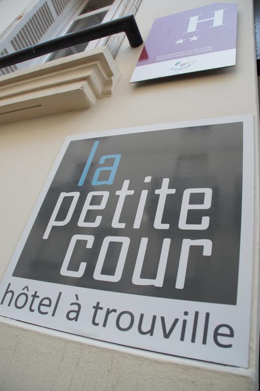 La Petite Cour Hotel Trouville-sur-Mer Ngoại thất bức ảnh